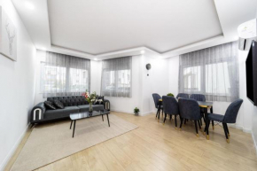 Central and Fresh Apartment near Popular Attractions in Muratpasa, Antalya